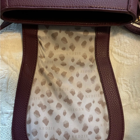 Kedzie NEW Vegan, Mini Messenger bag in Wine color - Picture 7 of 7